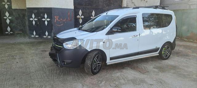 Dacia Dokker Diesel Manuelle 2019 à Khémis Sidi Yahya - 2