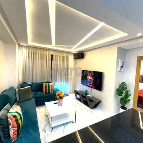 شقة عصرية نقية للإيجار اليومي بالناظور