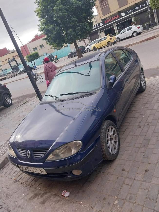 Renault Megane Essence Manuelle 2001 à Salé
