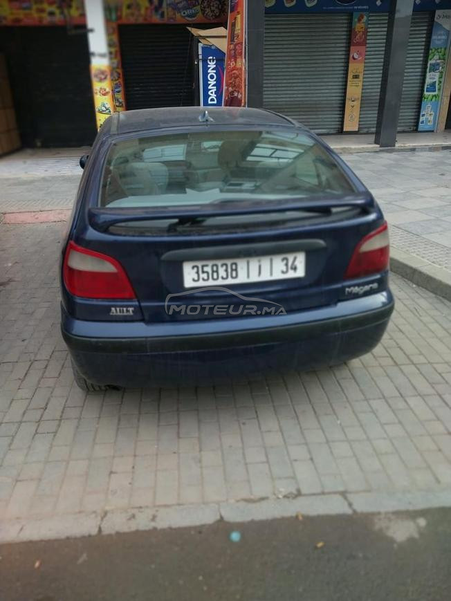Renault Megane Essence Manuelle 2001 à Salé