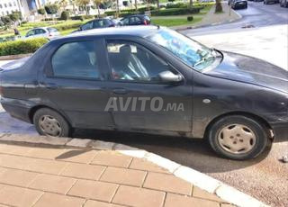 سيارة فيات سيينا بحالة جيدة