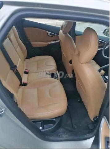 فولفو V40 ديزل أوتوماتيكية 2019 في الناظور