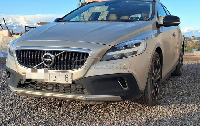 Volvo V40 Diesel Automatique 2019 à Nador