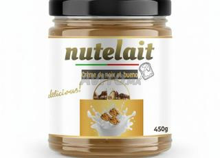 Pâte à tartiner. Mélange de Noix et bueno.