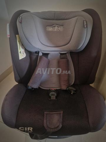 مقعد سيارة أيزوفكس