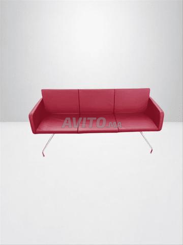 Banquette d’accueil 3 places Magencia cuir rouge
