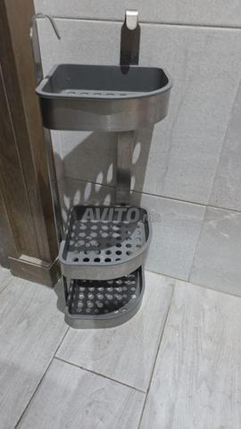 رف زاوية للحمام معلق