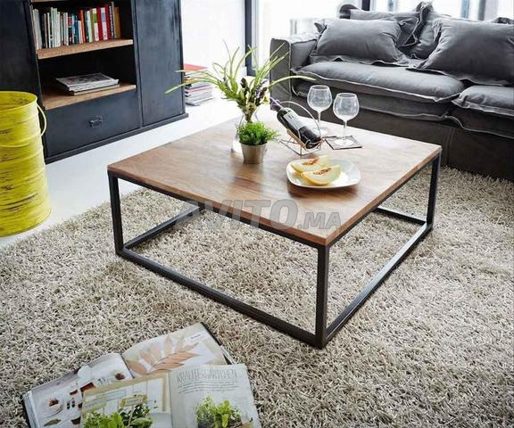 طاولة قاعدة