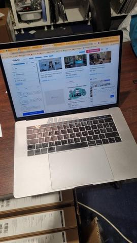 ماك بوك برو 15