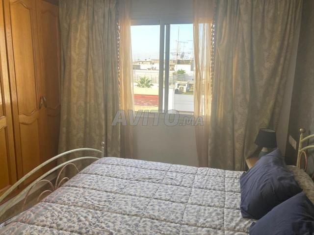 Appartement spacieux meublé avec une terrasse - image 3