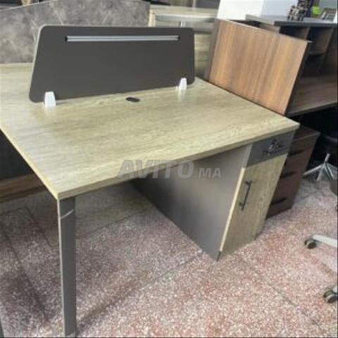 مكتب فضاء عمل مشترك / فضاء للمشاركة