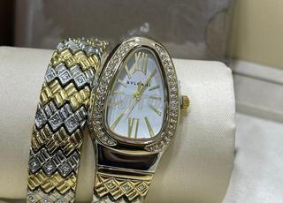 ساعة بولغاري سيربنتي نسائية