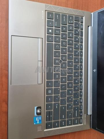 كمبيوتر محمول HP ZBook Firefliy