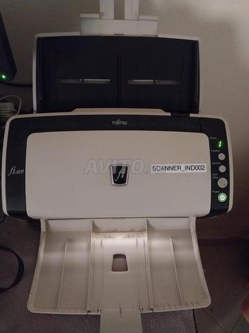 ماسح ضوئي احترافي Fujitsu fi-6130
