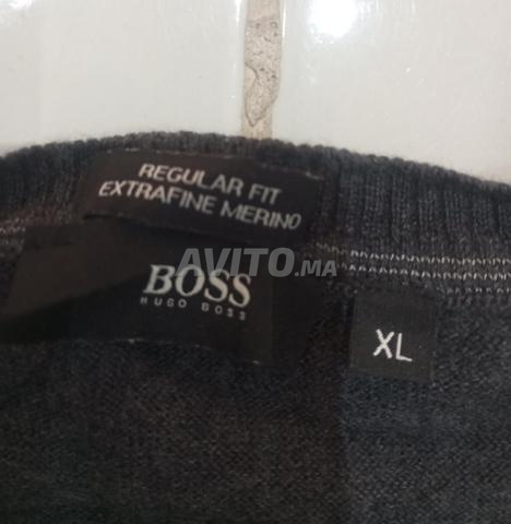 كنزة Hugo Boss أصلية