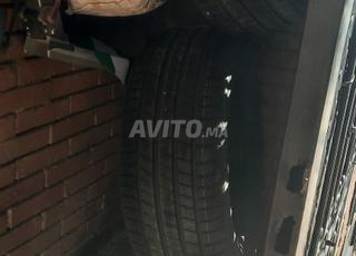 Pneu neuf pour peugeot partner BF goodrich