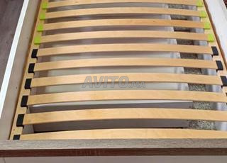 سريرين للبيع