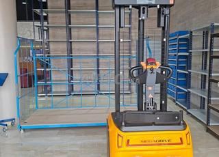 رافعة كهربائية بسائق محمول – QES15E-P