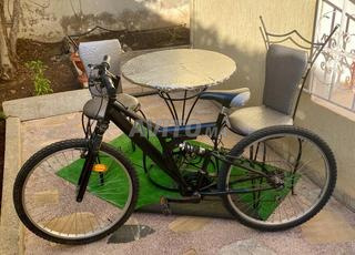 دراجة سوداء ممتازة