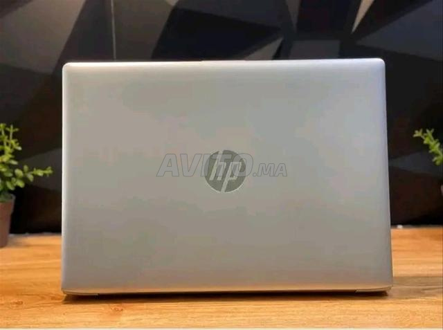 hp i5 الجيل الثامن نحيف رام 8 قرص 256 SSD بطارية 5 ساعات