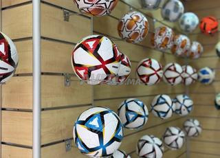 كرات قدم بجودة احترافية - البيع بالجملة وبالتقسيط