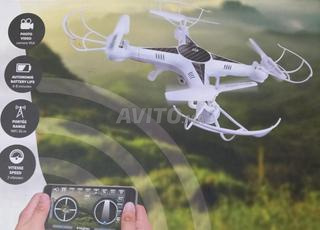 طائرة بدون طيار بكاميرا