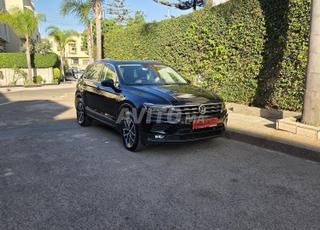 فولكس فاجن تيجوان بفتحة سقف بانورامية