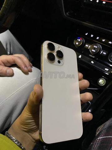Iphone 16 pro max 512G très bon état JDIIID - 2