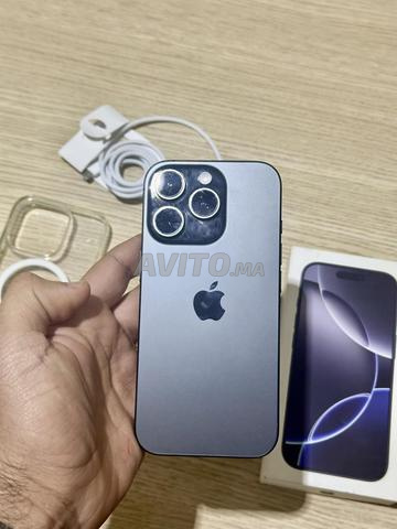 IPhone 16 pro Esim Comme Neuf