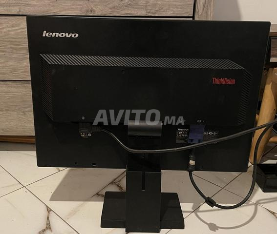 حجم الشاشة 22 بوصة 56 سم