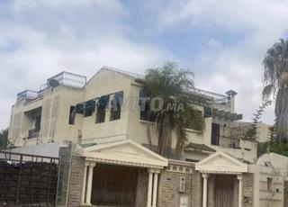 فيلا للبيع (بولو)، الدار البيضاء)