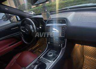 جاكوار XE R سبورت