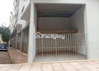 محل تجاري بمساحة 76 متر مربع في بوسكورة