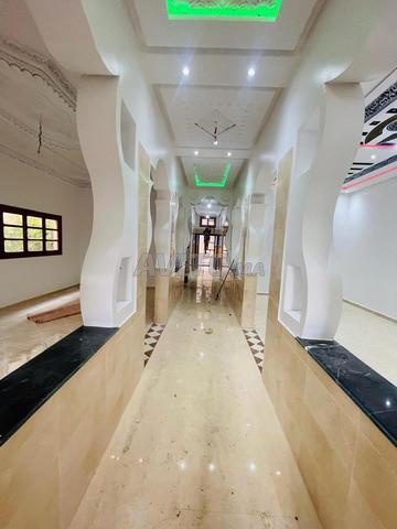 Maison à vendre 336 m² km 12 RT de Fès