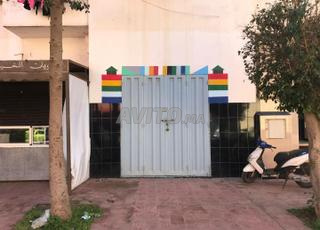 محل بموقع استراتيجي في حي حسني