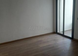 Appartement vide à louer, standard moyen