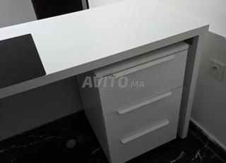 مكتب 2 متر مع درج ذو 3 أدراج