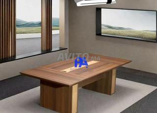 Table de réunion/chaise opérateur/vestiaire/clapet