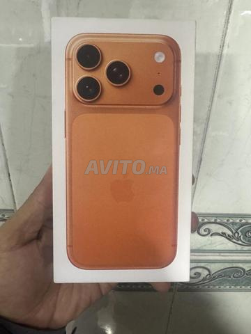 ايفون 17 برو 256 جيجابايت اورانج