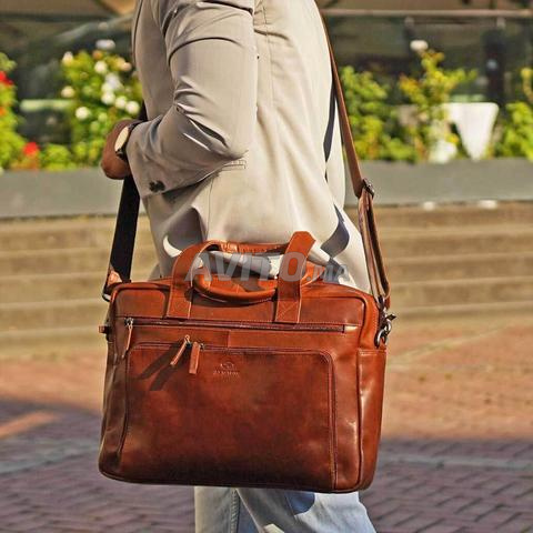 حقيبة جلد طبيعي للكمبيوتر المحمول