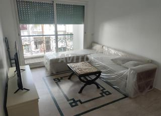 ستوديو مؤثث للكراء..