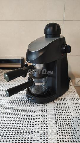 ماكينة قهوة