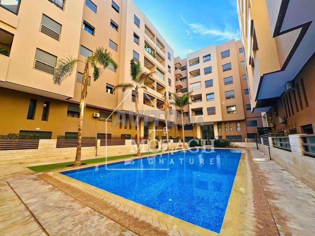 شقة رائعة 3 غرف في إقامة مع مسبح