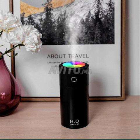 مرطب الهواء الملون صانع ضباب بالموجات فوق الصوتية