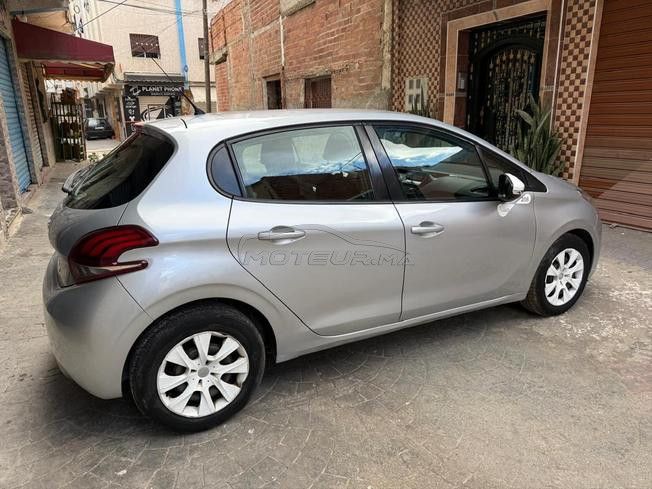 Peugeot 208 diesel 2015 