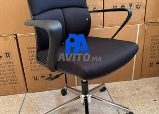 كرسي مشغل / رئيس / زائر / خزانة ملابس / سرير