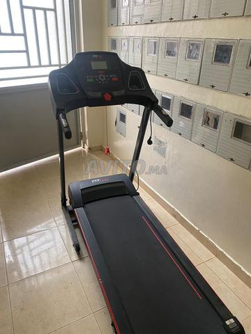 سير كهربائي بسرعة 20 كم / ساعة