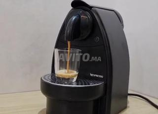 ماكينة قهوة نسبريسو