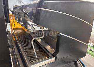 ماكينة قهوة