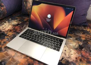 ماك بوك برو 2017